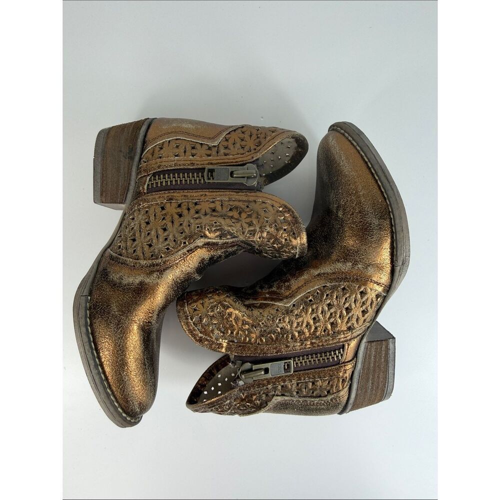 Circle G Bronze Metallic Western Ankle Boots Cutout Leather Size 6.5 - Picture 5 of 10